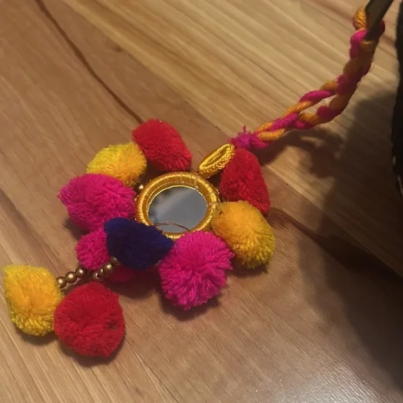 *FREE GIFT* NEW Lovestitch boho zip bag cosmetic - Picture 3 of 5